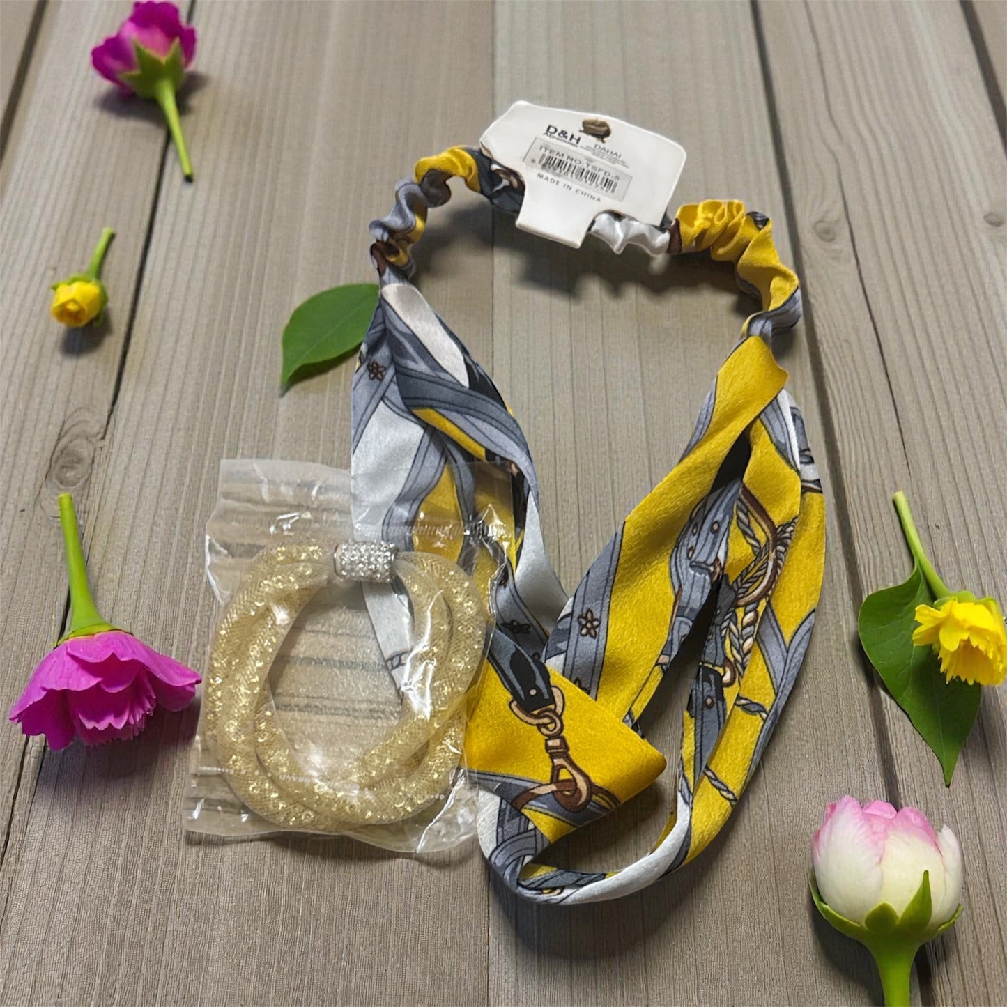 Лимитирана оферта: 2 бр. стилни аксесоари за коса – 5 лева